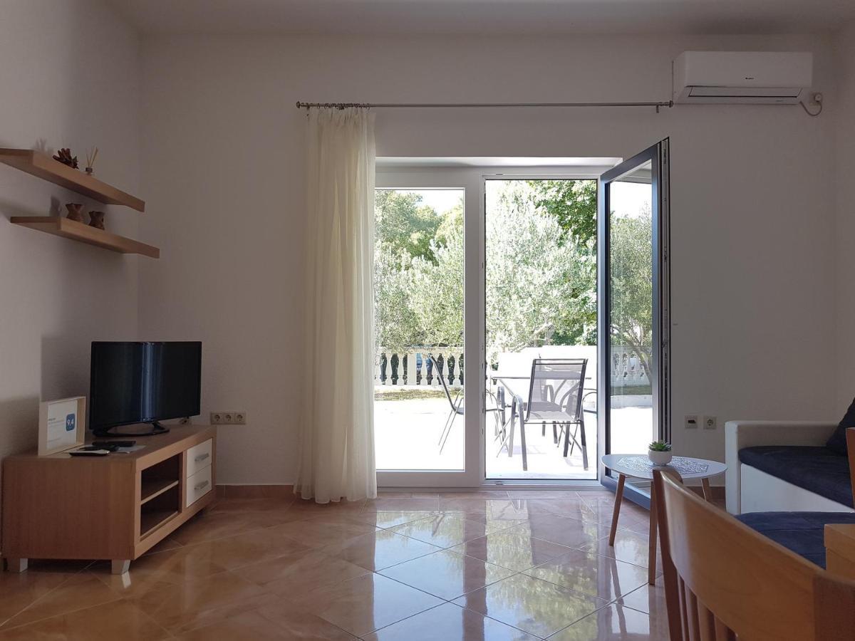 Andrea Ii Apartment *